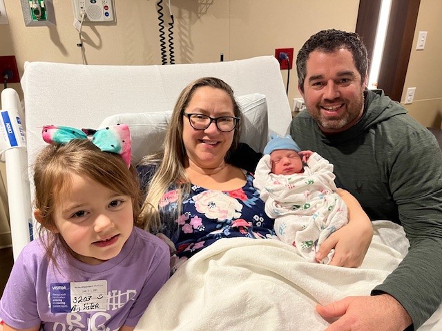 Heather and John Barnes, alongside big sister Annabelle, welcomed baby boy Theodore as the first baby to be born in 2024 at Northwestern Medicine Huntley Hospital
