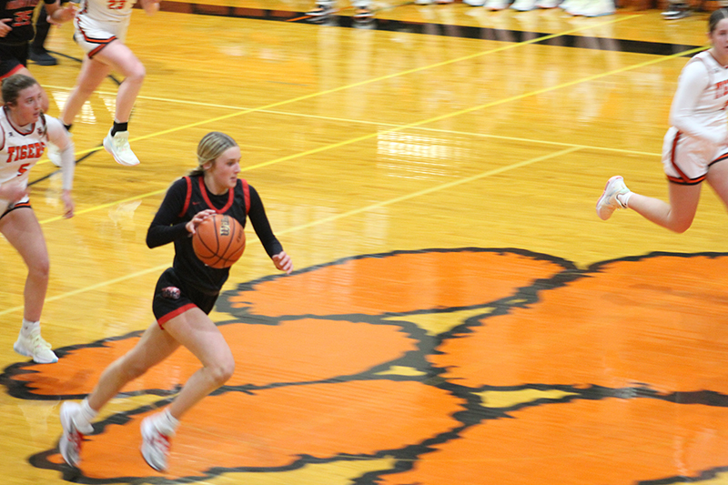 Girls hoops keep sights on FVC title