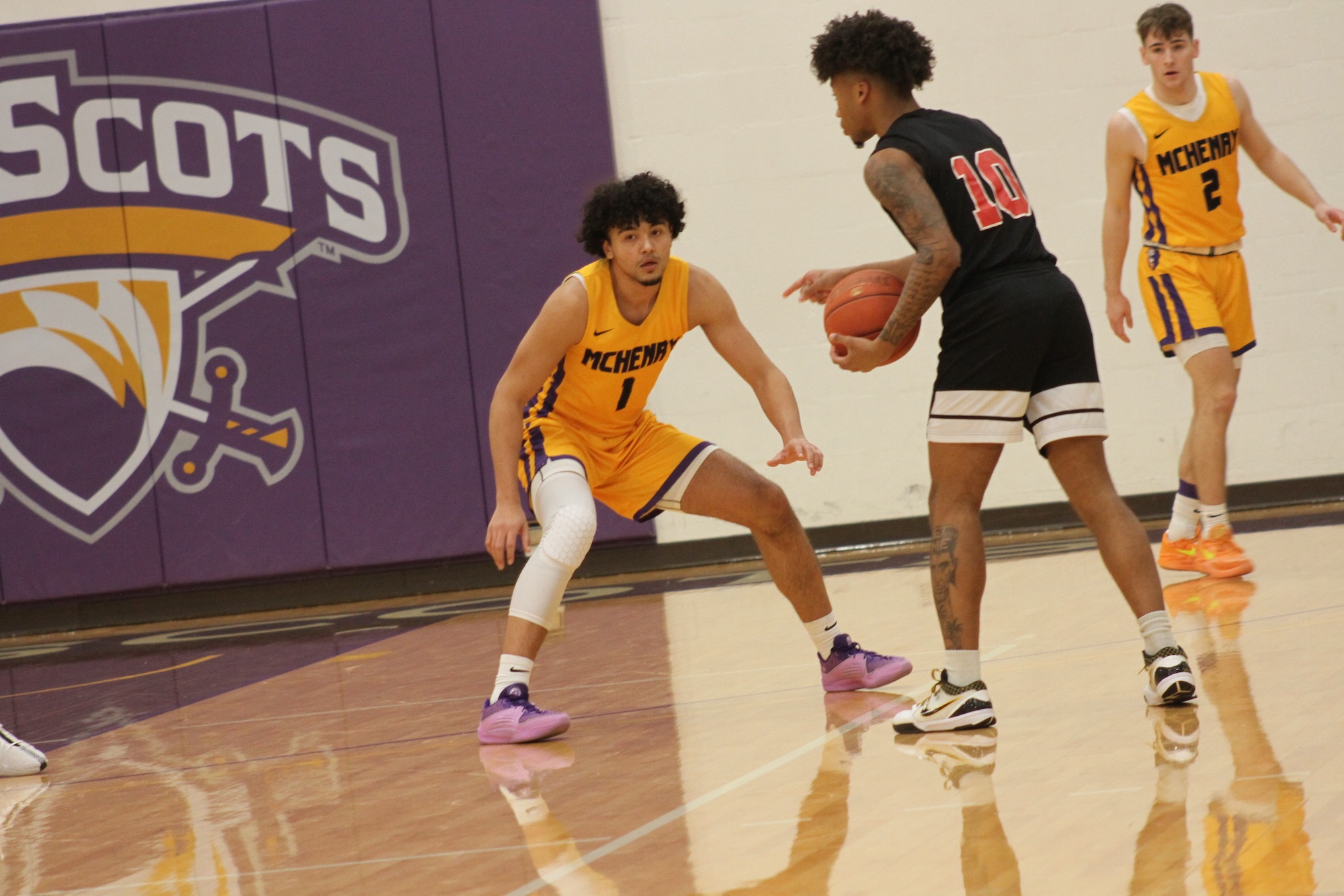 Huntley alumnus Daniel Cruz plays tough defense for McHenry County College against Waubonsee.